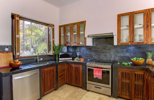 North End Villa | Exclusiva casa frente al mar en Sayulita