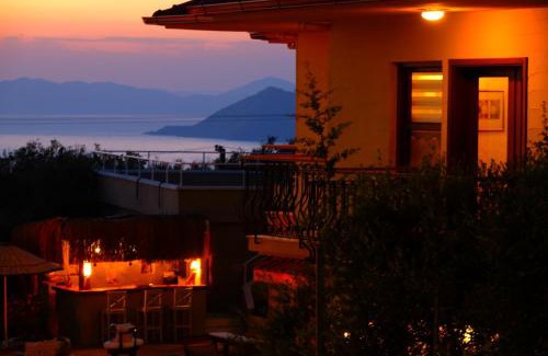 Faralya Cama Y Desayuno | Exclusive Boutique Hotel 1