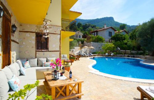 Faralya Cama Y Desayuno | Exclusive Boutique Hotel 4