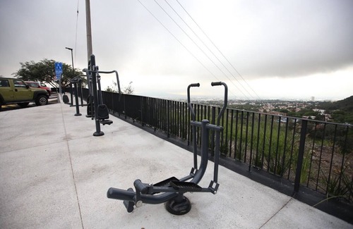 Zapopan Condominio | Bugambilias Exclusive Lukasa Home, Alberca & Airhockey.