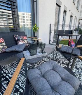Trnava Apartamento | Exclusive City Apartment & Garden Bliss & Near Center & Free Parking
