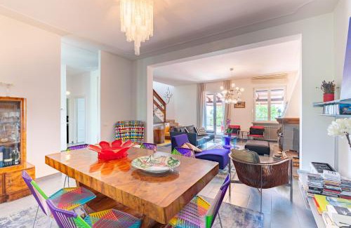 Langhirano Apartamento | Exclusive Duplex Villa con piscina e vista