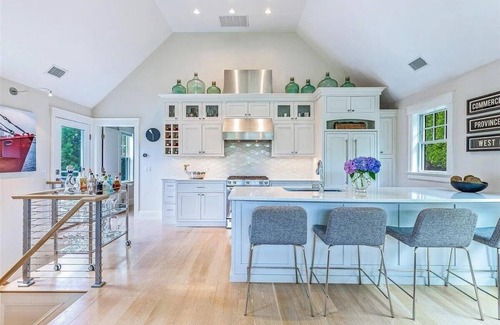 Provincetown Casa | Exclusive Enclave Set In Desirable West End Of Provincetown