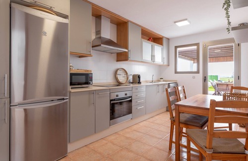Costa de Antigua Villa | Exclusiva, Jacuzzi, Vista a Mar, Piscina Climatizada, Parque Infantil, A/C