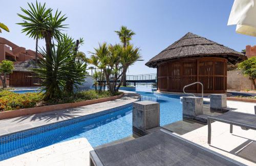 New Golden Mile Casa | Exclusive frontline beach penthouse