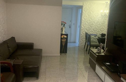 Itapua Apartamento | Exclusive giant 3 bedroom apartment, one block from the sea of Itapuã