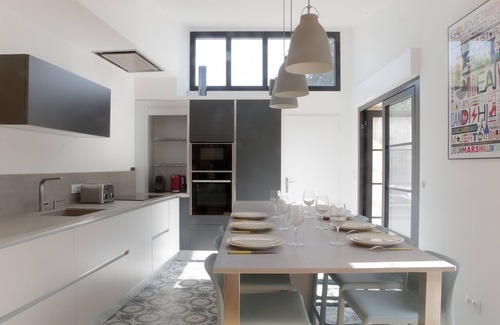 Talence Casa | Casa de 140 m2 con 3 habitaciones y hermosa terraza