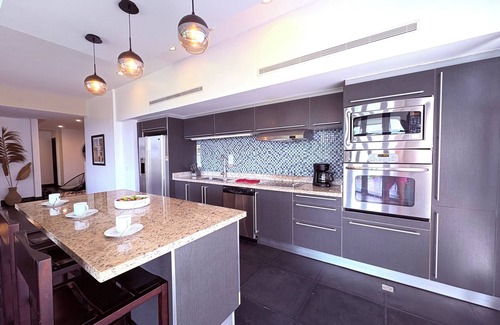 Tamarindo Condominio | HUGE LUXURY SECURE 3/3 CONDO NEAR WHITE HOT TAMARINDO SURF!