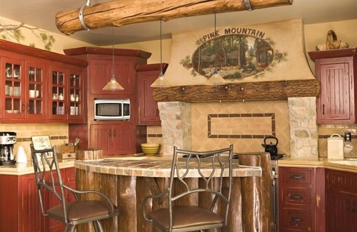 Lake Arrowhead Cabina | Exclusivo Lodge de lujo en 40 acres privados, 1/4 milla de Lake Arrowhead Village