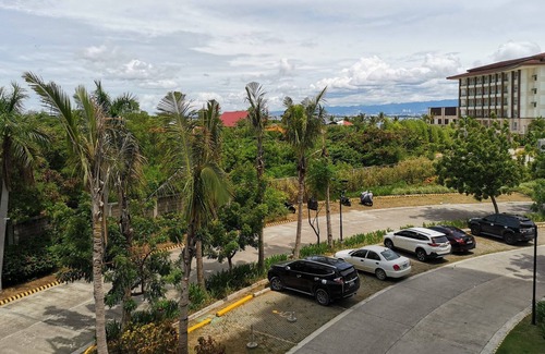 Punta Engano Condominio | Exclusive Mactan Staycation with pool