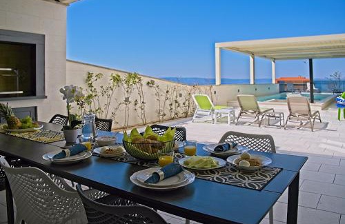 Zelenka Apartamento | Exclusive Makarska Apartment Aurora