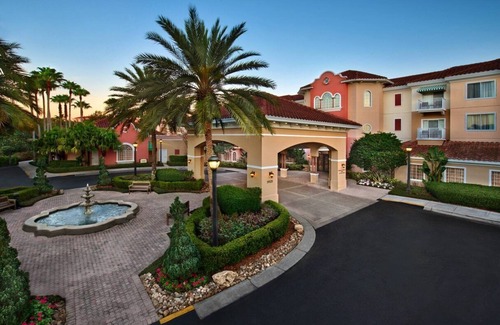 Williamsburg Villa | Exclusive Marriott's Grande Vista resort.