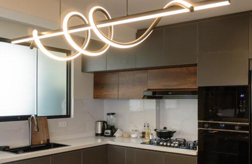 Cerro Colorado District Apartamento | Exclusive Modern Apartment near the Airport