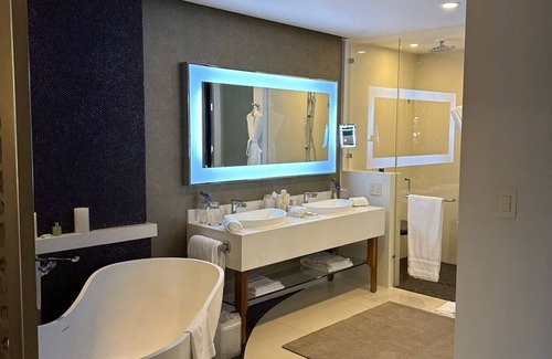Rancho Cerro Colorado Complejo | Exclusive Garza Blanca Ocean front Penthouse in Cabo sleeps 8 ultra plush luxury