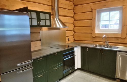 Perstorp Cabina | Exclusive new log house with fantastic lake view