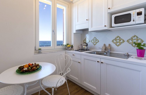 Castelsardo Apartamento | EXCLUSIVE OPENSPACE WITH BREATHTAKING TERRACE SEA VIEW & ANCIENT VILLAGE SUNSET