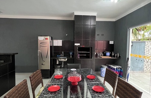 Caraguatatuba Casa | Casa Cerrada Condominio, Frente a la playa, Wifi, Piscina, Barbacoa, Cervecería