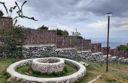 Oslob Casa | Exclusive SCIA Hills Resort