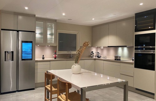 Backadalen Apartamento | Exclusive newly apartment with free parking