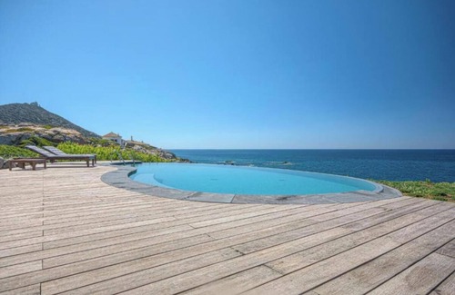 San Stefano Villa | Exclusive Seafront Villa with Private Pool in San Stèfano