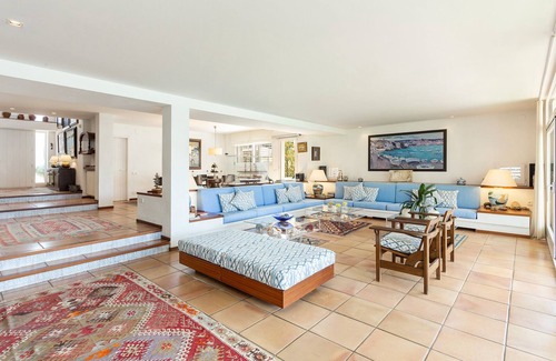 Cadaques Villa | Villa exclusiva en primera linea de Mar