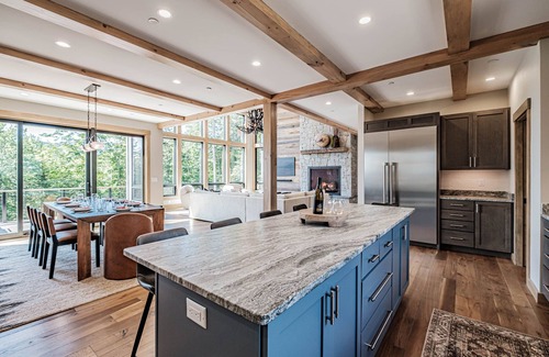 Sunday River Area Casa | Exclusive Ski-in/Out Luxury Home at Alpine Haven on Merrill Hill- offering Concierge service