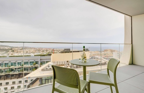 Paceville Apartamento | Exclusive Stay at Mercury Towers