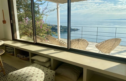 Almadraba-Canyelles Villa | Exclusiva y elegante Villa Alessia en Almadrava. Conserjeria disponible