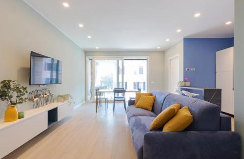 Zona Solari Apartamento | Exclusive terrace Garden View - 15 min from Duomo