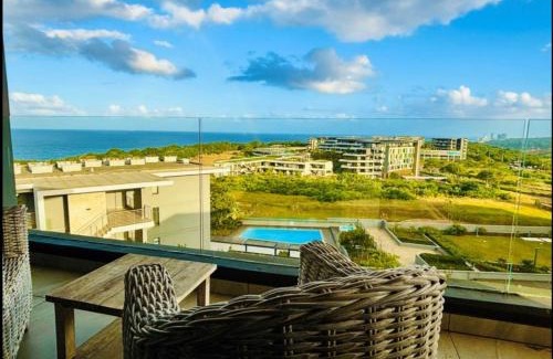 Hillhead Apartamento | Exclusive Two Bedrooms Presidential Suite in Coral Point
