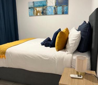 Hillhead Apartamento | Exclusive Two Bedrooms Presidential Suite in Coral Point