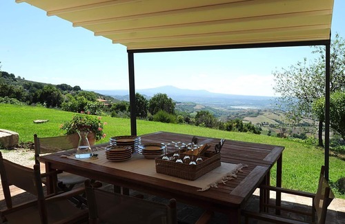 Guardea Villa | Histórico Olive Estate Manor con panorama infinito y cuevas etruscas, a 1 hora de R