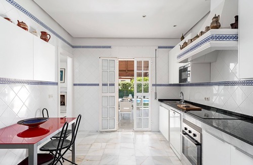 Cabo Roche Villa | Villa exclusiva con jardín y piscina – Villa con encanto
