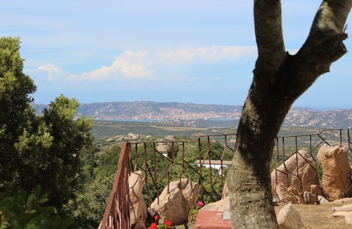 Arzachena Villa | MARAVILLOSA VILLA CON PISCINA CON VISTAS AL ARCHIPIELAGO DE LA MADDALENA