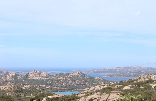 Arzachena Villa | MARAVILLOSA VILLA CON PISCINA CON VISTAS AL ARCHIPIELAGO DE LA MADDALENA
