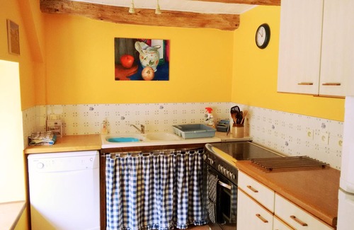 Plessala Apartamento | Longhouse de carácter cerca del bosque y el río ideal para los amantes de la naturaleza de los senderistas, mayores de 13 años
