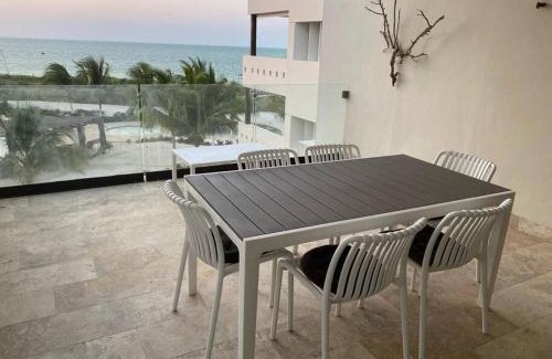 Telchac Puerto Apartamento | Exclusivo departamento frente al Mar en Kinuh