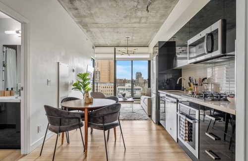 Connaught Apartamento | Exec City Retreat - Office, Pool, Gym, Parking