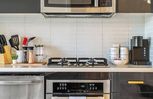 Connaught Apartamento | Exec City Retreat - Office, Pool, Gym, Parking