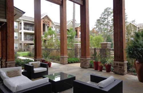 Grogan's Mill Apartamento | Condominio ejecutivo de 2 habitaciones / 2 baños en The Woodlands