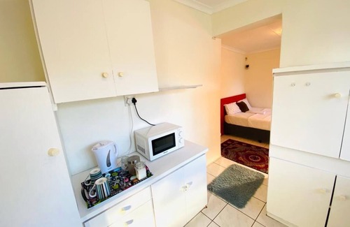 Eikenbosch Casa | Executive Accommodation Bellville