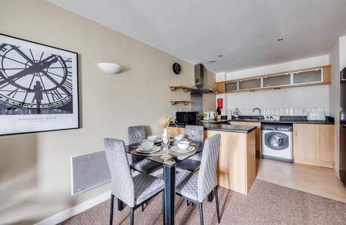 Northampton Apartamento | Executive Apartment in City Centre Fast Wifi Smart TV Free Gym Access