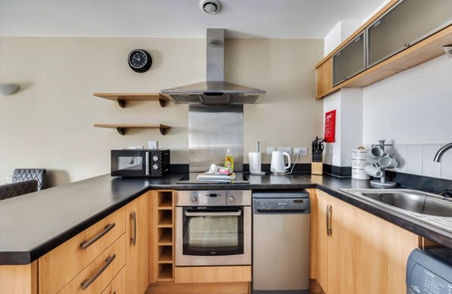 Northampton Apartamento | Executive Apartment in City Centre Fast Wifi Smart TV Free Gym Access
