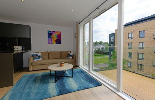 Syon Apartamento | Executive Apartment Near Chiswick and Kew Gardens
