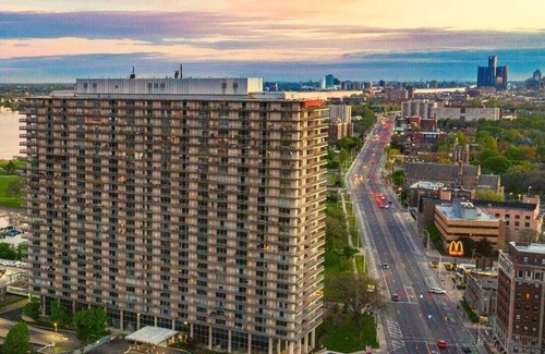 Detroit Apartamento | Executive Balcony Suite Downtown Detroit