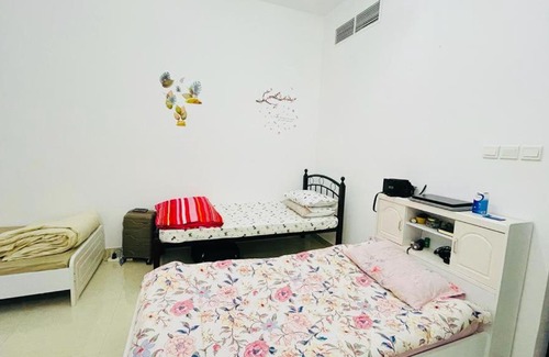 Al Mankhool Casa | Executive Bedspace only For Ladies