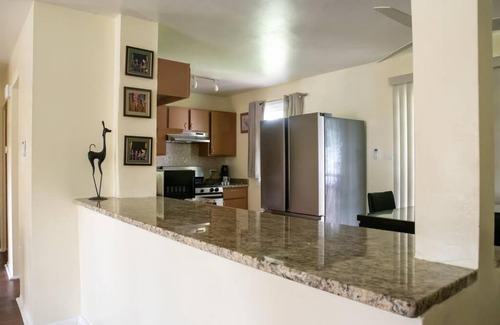 Hazel Crest Casa | Executive Family Home in quiet Culdesac