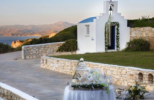 Paros Villa | Executive Paros Villa | 5 Bedrooms | Villa Beachfront Supreme | Beachfront Sea Views & Private Pool | Ampelas