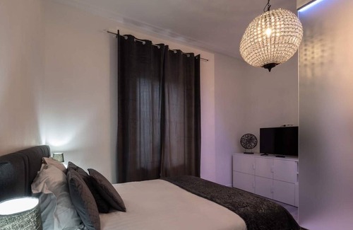 South Bonnevoie Casa | Executive Private Double Room with En-suite City Centre