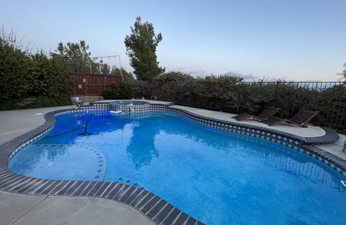 Paloma Del Sol Casa | Executive's Home with Expansive Views Pool and Spa at the Best Temecula Location
